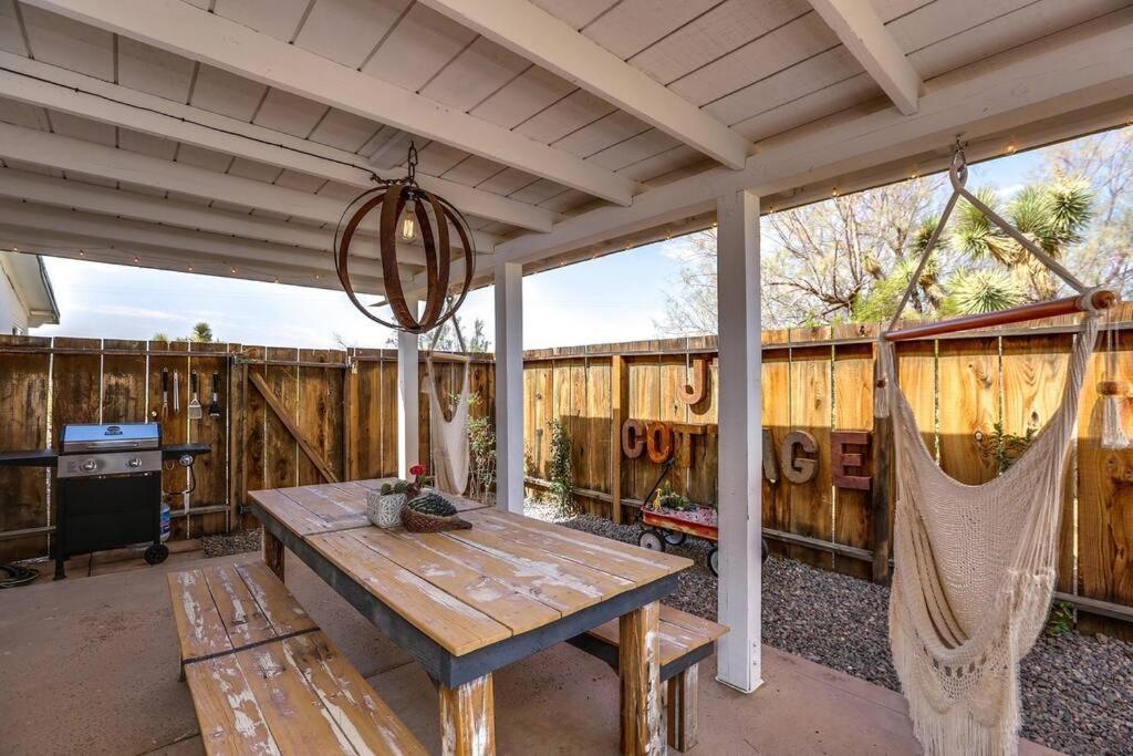 יוקה ואלי Jt Cottage מראה חיצוני תמונה
